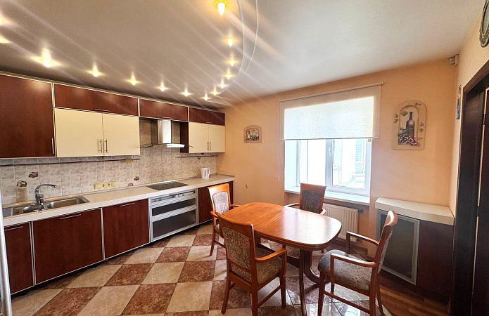 3-кім. квартира, просп. Берестейський, 103, Київ 3-кім. квартира, просп. Берестейський, 103, Київ