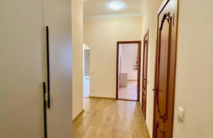 2-кім. квартира, Градинська , 1, Київ 2-кім. квартира, Градинська , 1, Київ