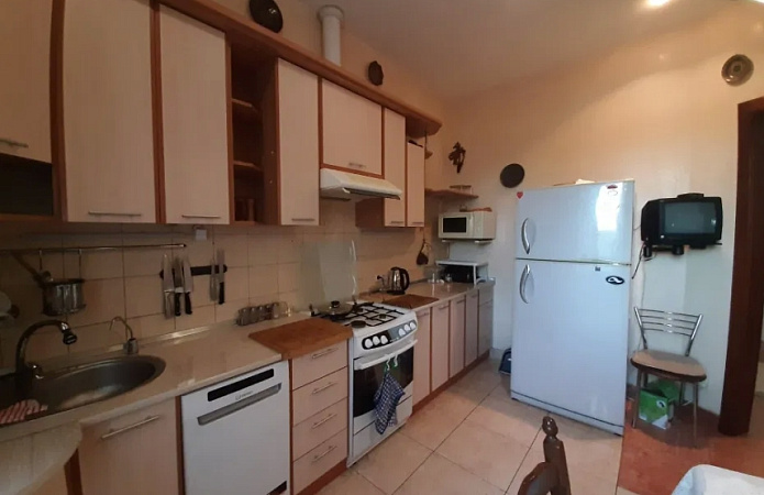 дом 450 м², вул. Суворова, Триполье дом 450 м², вул. Суворова, Триполье