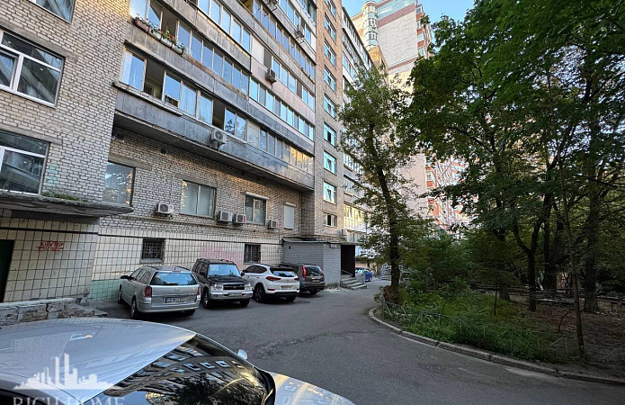 2к квартира вул Вячеслава Чорновола 33/30 2к квартира вул Вячеслава Чорновола 33/30