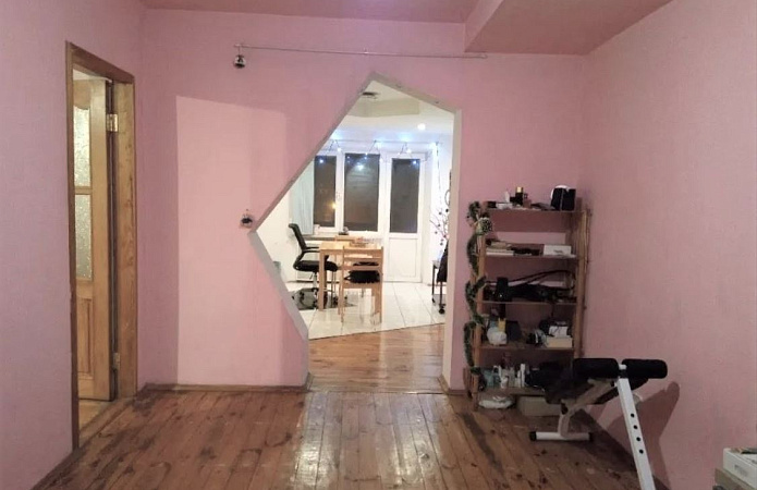 Продаж 2к квартири, Червоноткацька 18. Біля метро Дарниця та Чернігівська. Продаж 2к квартири, Червоноткацька 18. Біля метро Дарниця та Чернігівська.