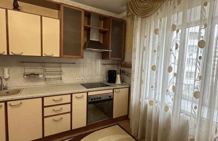 4-кім. квартира, Вишняківська , 13, Київ 4-кім. квартира, Вишняківська , 13, Київ