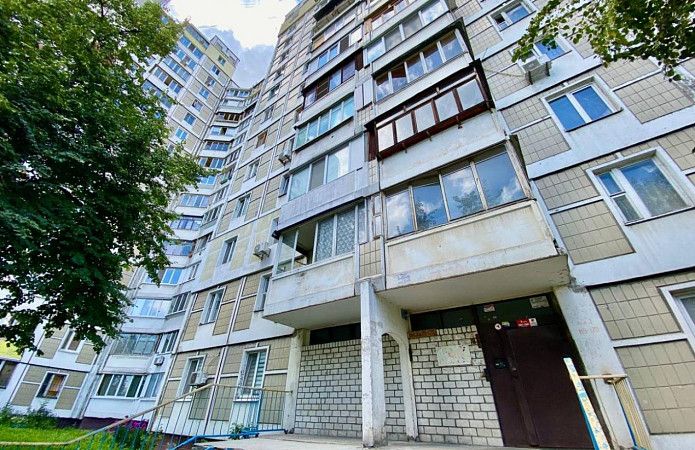 2-кім. квартира, Харківське Шосе, 180/21, Київ 2-кім. квартира, Харківське Шосе, 180/21, Київ