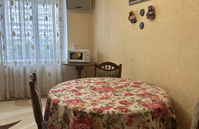 4-кім. квартира, Вишняківська , 13, Київ 4-кім. квартира, Вишняківська , 13, Київ