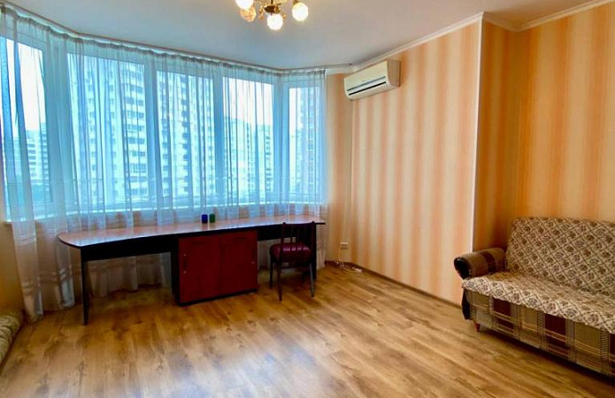 2-кім. квартира, Градинська , 9, Київ 2-кім. квартира, Градинська , 9, Київ