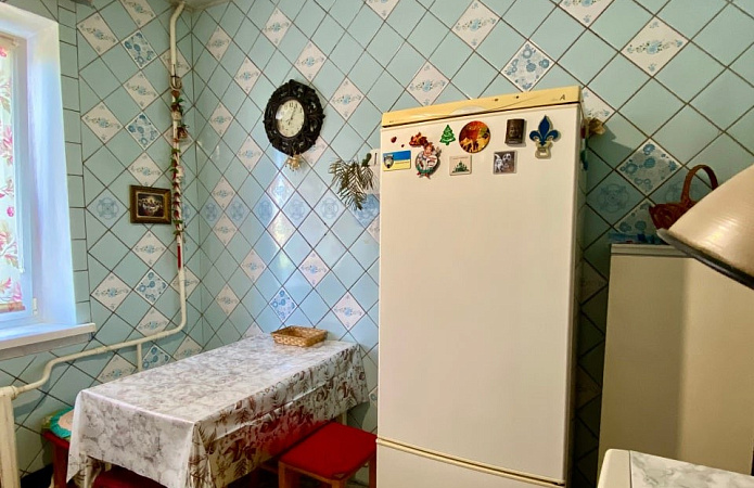 вул. Райдужна 11а вул. Райдужна 11а