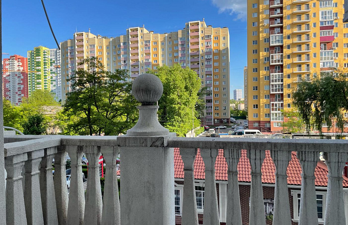 Вул. Максимовича 26 оренда 1к квартири Вул. Максимовича 26 оренда 1к квартири