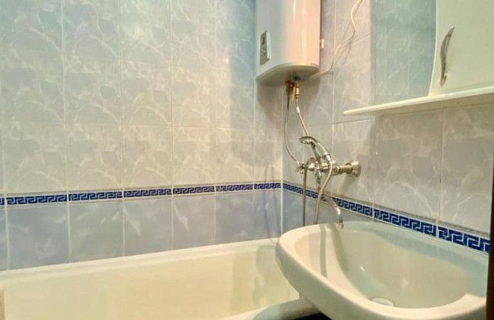 2-кім. квартира, Харківське Шосе, 180/21, Київ 2-кім. квартира, Харківське Шосе, 180/21, Київ