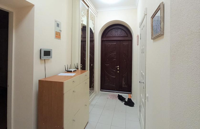 3-кім. квартира,  Авіаконструктора Антонова , 2/32, Київ