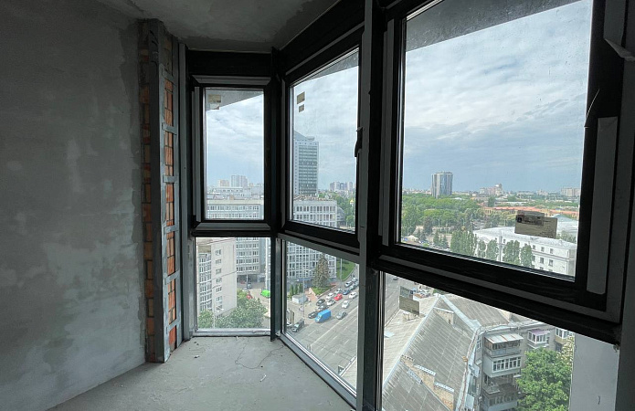 3-кім. квартира, Липківського, 38, Київ