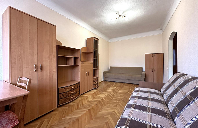 1-кім. квартира, Ушинського, 17, Київ