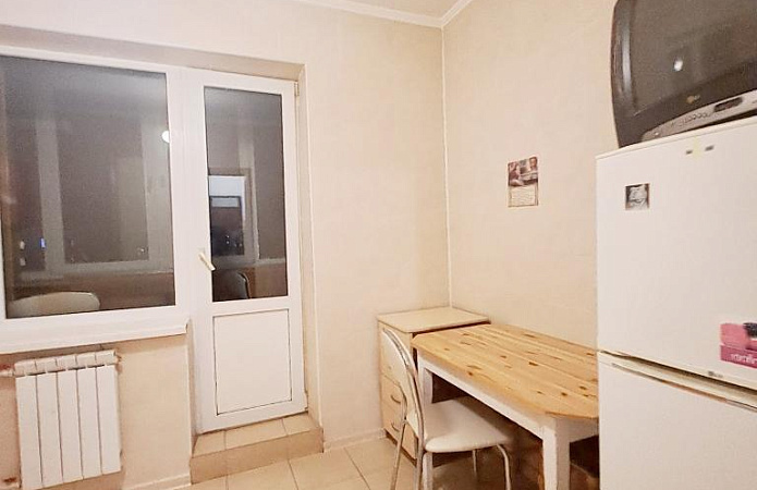 1-кім. квартира, пр. Червоної калини, 20-Г, Київ 1-кім. квартира, пр. Червоної калини, 20-Г, Київ
