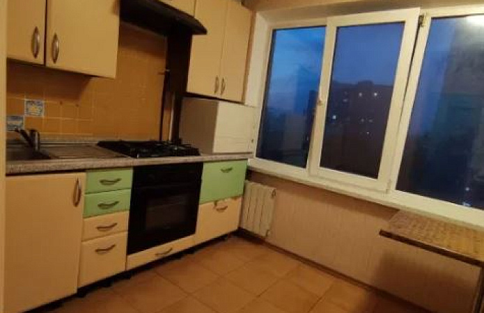 Продаж 3к квартири, Бойченка 16, поряд з метро Чернігівська Продаж 3к квартири, Бойченка 16, поряд з метро Чернігівська
