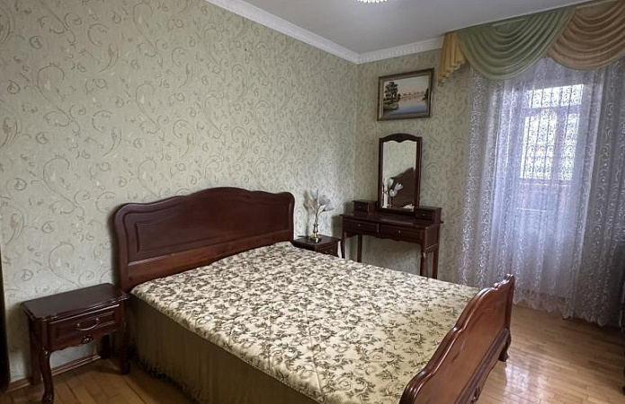 4-кім. квартира, Вишняківська , 13, Київ 4-кім. квартира, Вишняківська , 13, Київ
