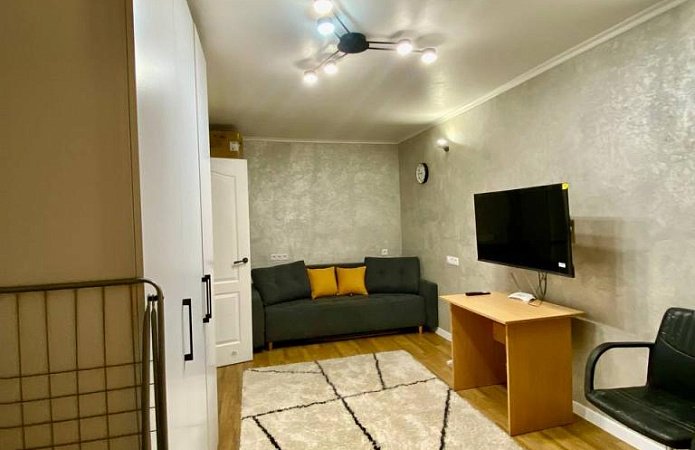 1-кім. квартира, В.Черчиля, 27/2, Київ