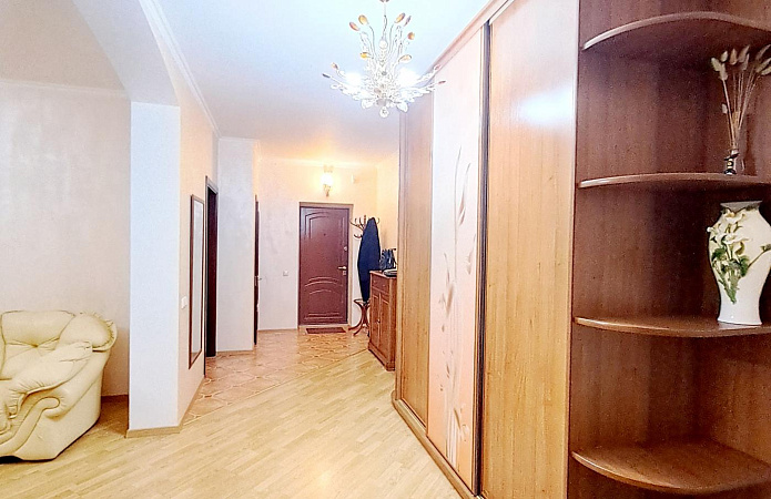 3-кім. квартира, Княжий Затон , 2/30 3-кім. квартира, Княжий Затон , 2/30