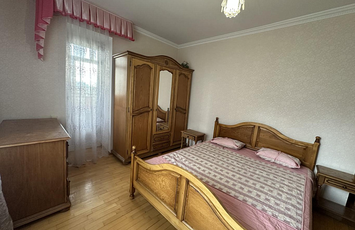 4-кім. квартира, Вишняківська , 13, Київ 4-кім. квартира, Вишняківська , 13, Київ