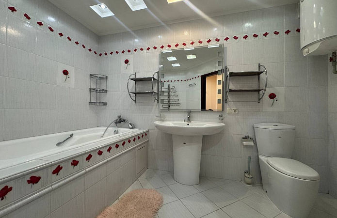 3-кім. квартира, просп. Берестейський, 103, Київ