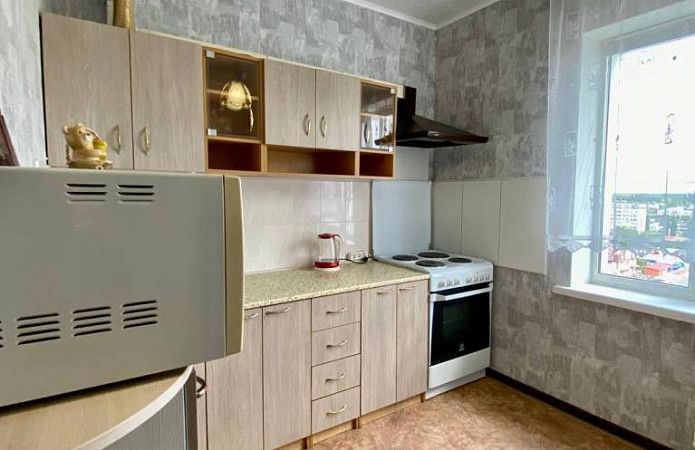2-кім. квартира, Харківське Шосе, 180/21, Київ 2-кім. квартира, Харківське Шосе, 180/21, Київ