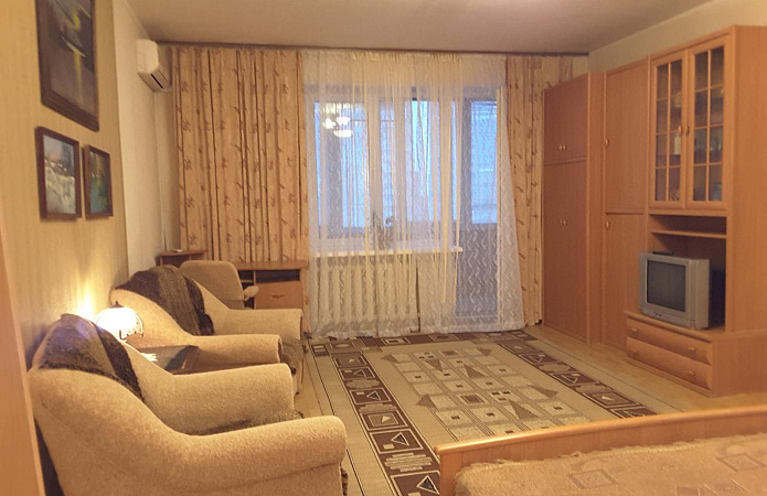 1-ком. квартира, никольско-слободская, 2б, Киев