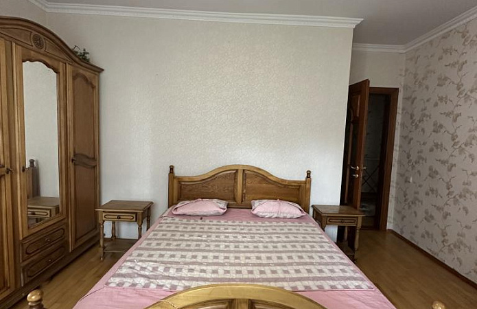4-кім. квартира, Вишняківська , 13, Київ 4-кім. квартира, Вишняківська , 13, Київ