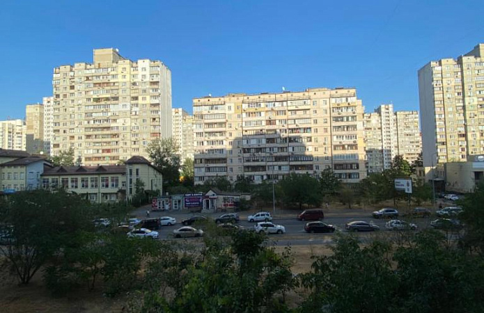 2-кім. квартира, О. Мішуги, 1/4, Київ 2-кім. квартира, О. Мішуги, 1/4, Київ
