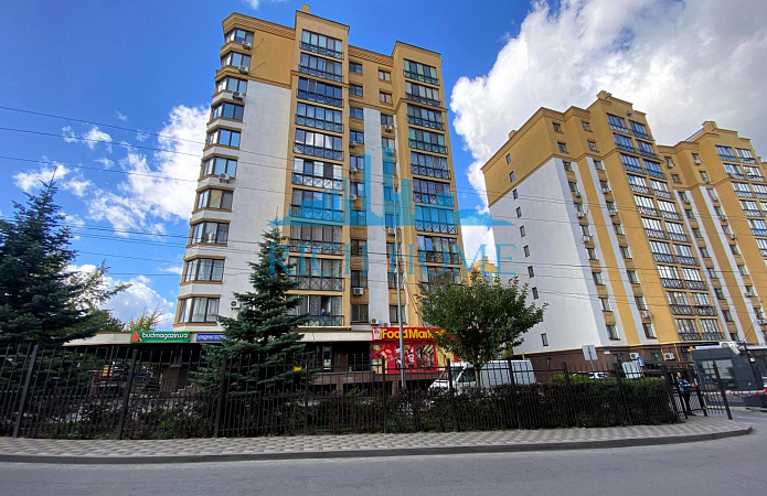 5-кім. квартира, вул. Соборна , 10А, Петропавлівська Борщагівка 5-кім. квартира, вул. Соборна , 10А, Петропавлівська Борщагівка