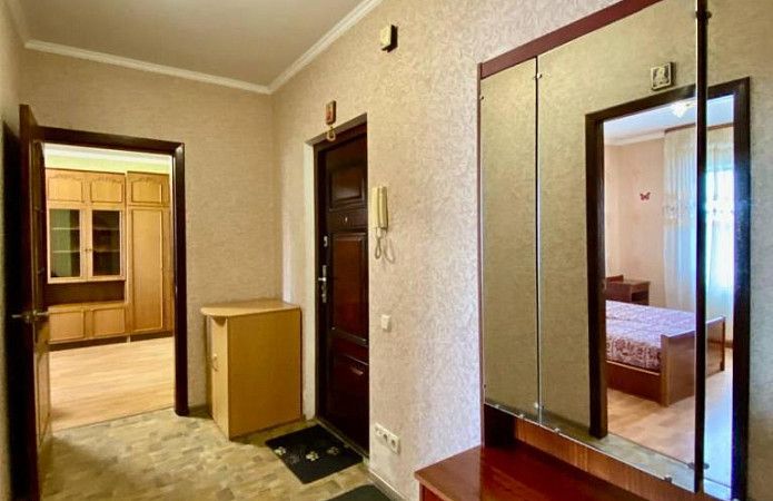 2-кім. квартира, Харківське Шосе, 180/21, Київ 2-кім. квартира, Харківське Шосе, 180/21, Київ