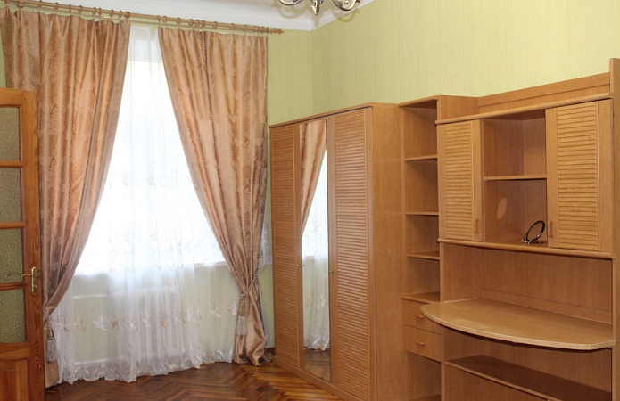 3-ком. квартира, Івана Світличного, 6, Киев