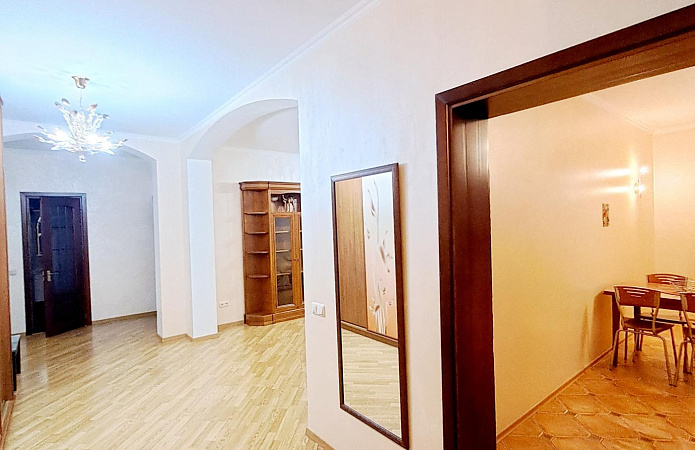 3-кім. квартира, Княжий Затон , 2/30 3-кім. квартира, Княжий Затон , 2/30