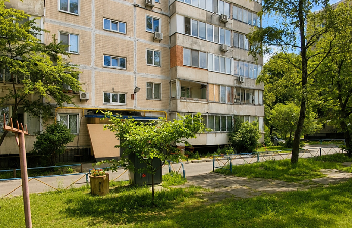 2-кім. квартира, Чистяківська, 6/10, Київ